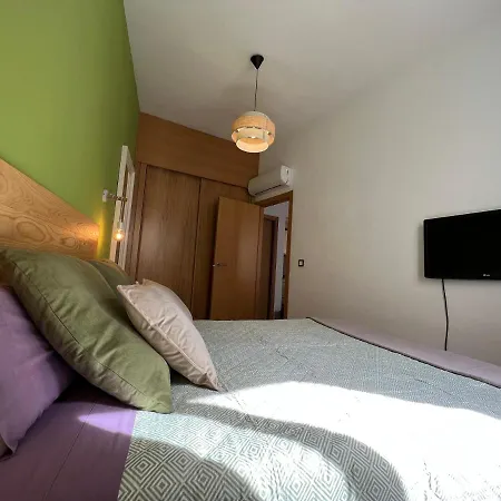 Amazing In The Heart Of Pool & Free Parking 公寓 *